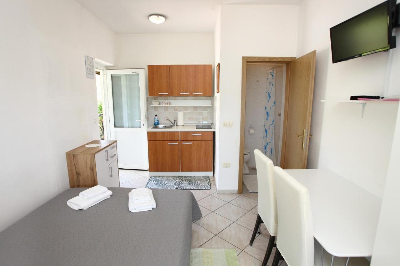 Bozena Studio Kneb Portoroz Luaran gambar