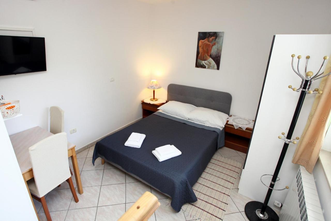 Bozena Studio Kneb Portoroz Luaran gambar